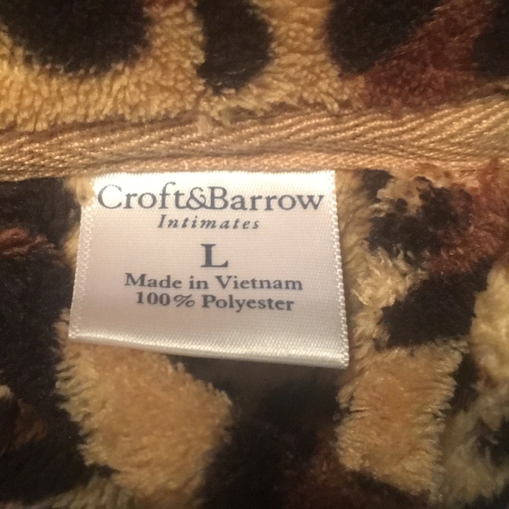 Size Large Cheetah Print Robe - Picture 2 of 2